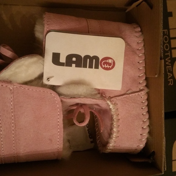 LAMO Baby Sherpa-Lined Bootie. - Picture 3 of 7